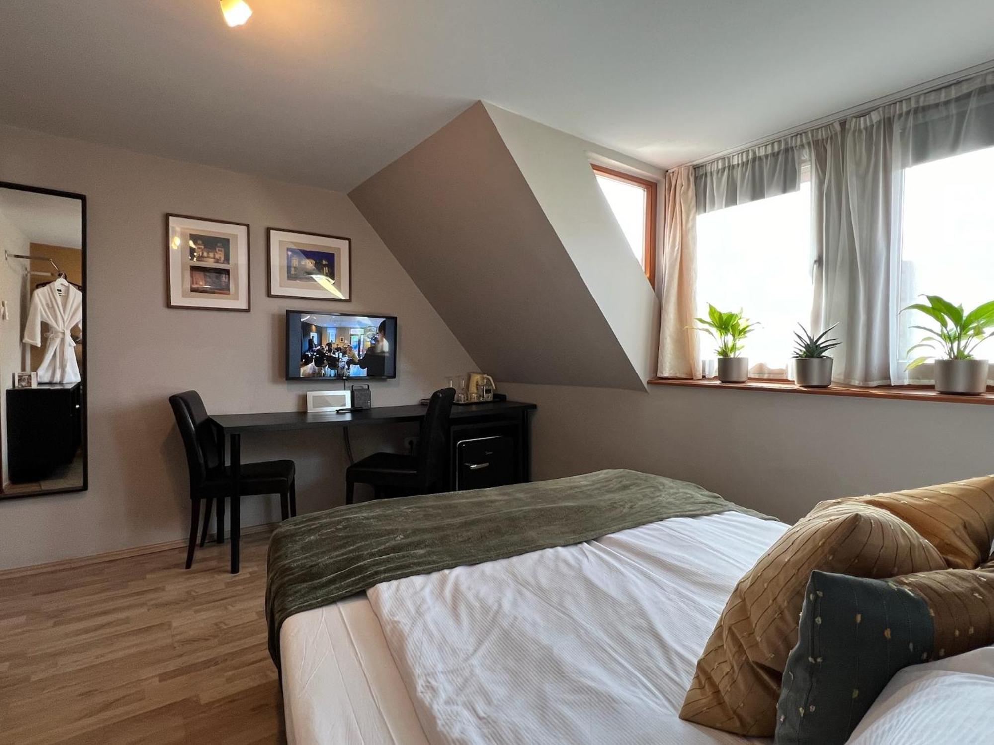 Margareta Garden & Spa 埃格尔 外观 照片
