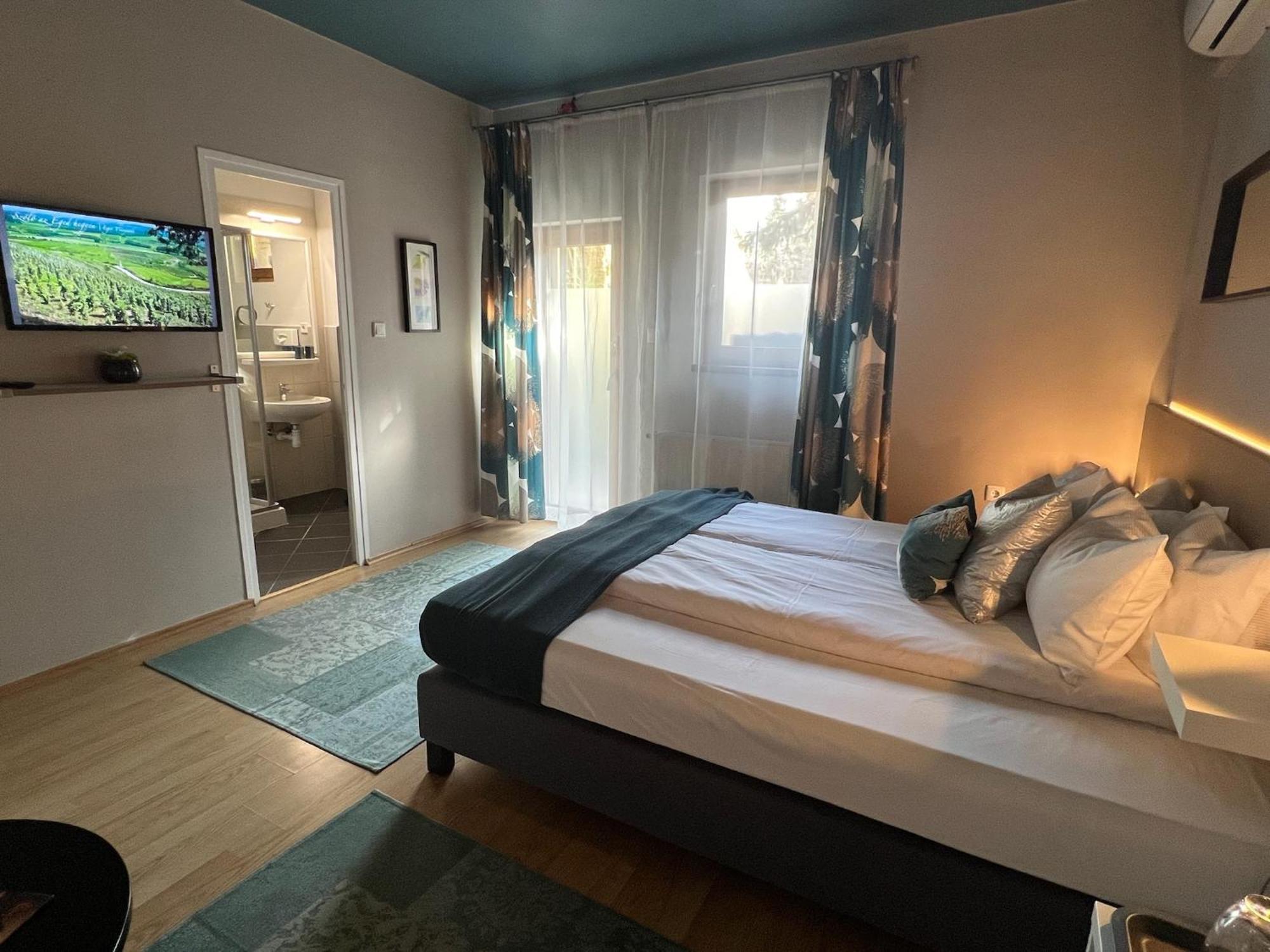 Margareta Garden & Spa 埃格尔 外观 照片